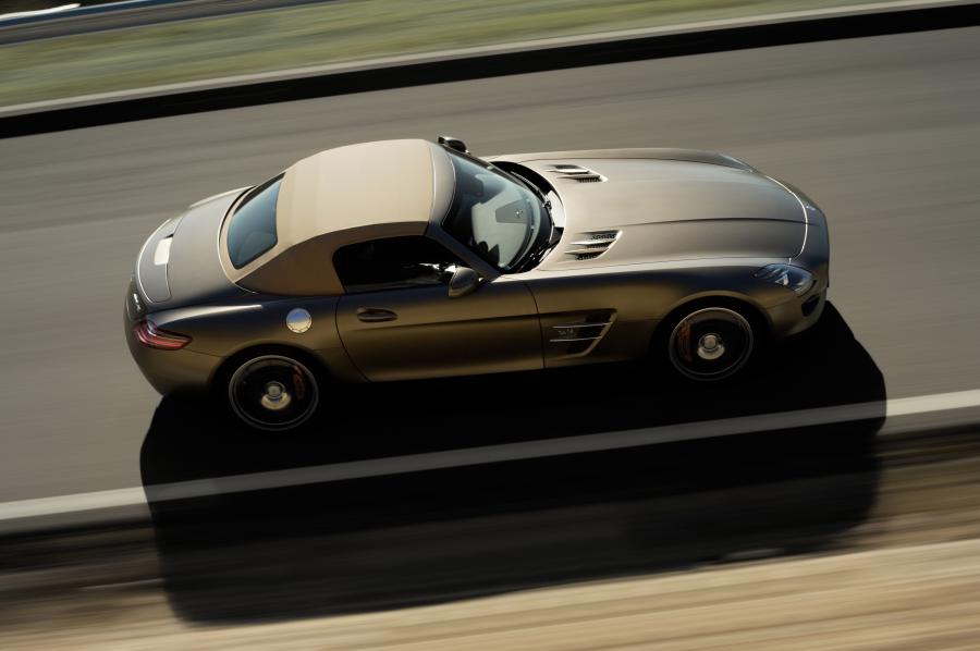  Mercedes-Benz SLS AMG Roadster 2011 года  (фото 79 из 183)